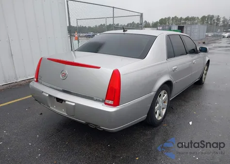 2006 Cadillac Dts Standard z USA, uszkodzony, nr VIN 1G6KD57Y66U107077